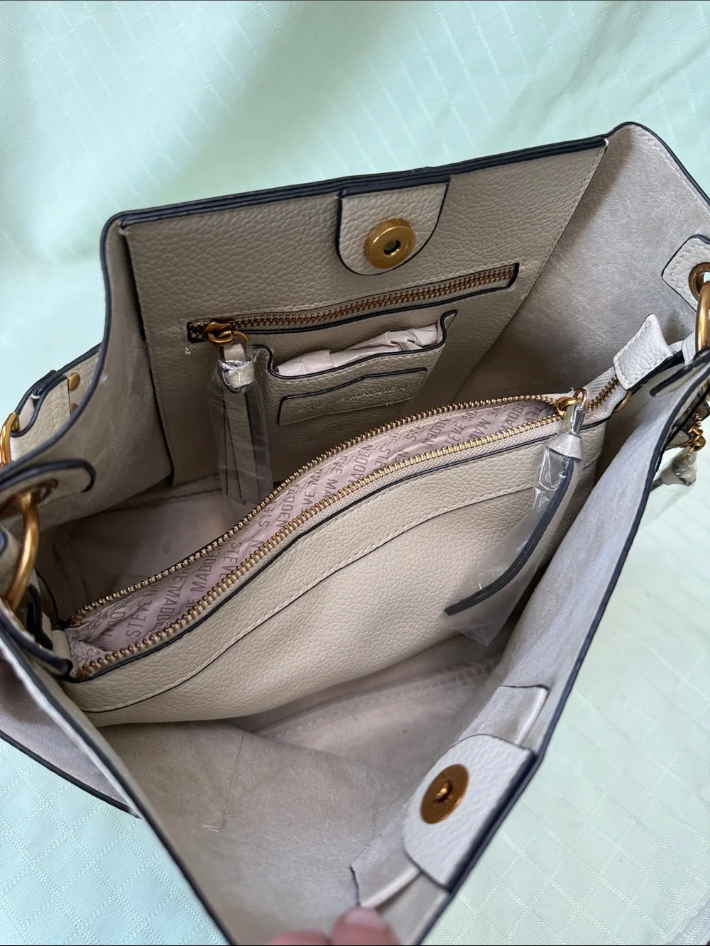 New Steve Madden Large Cream Faux Pebbled Shoulder Tote with Studded Strap